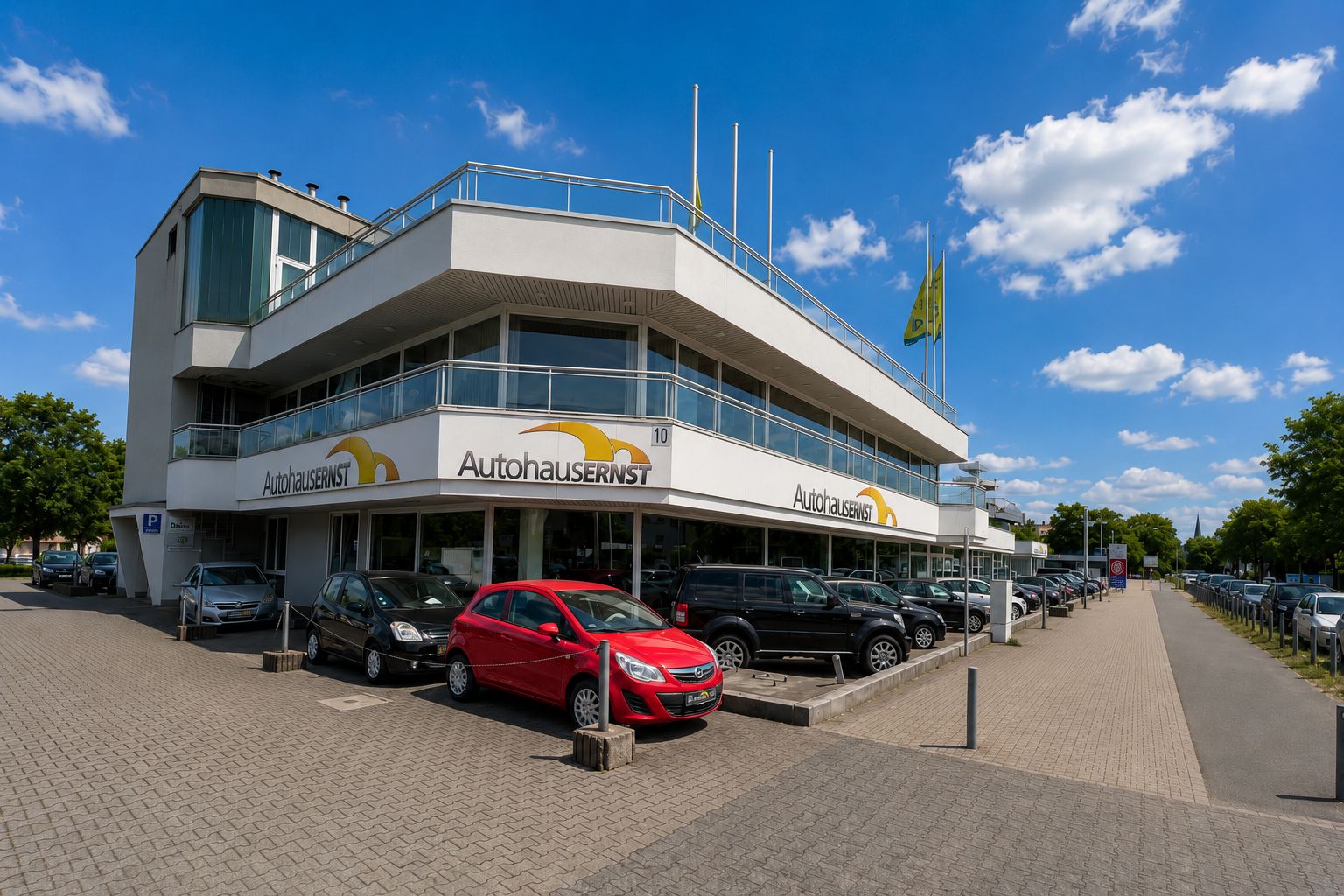 Autohaus Ernst, Gebäude an der Wiesbadener Straße