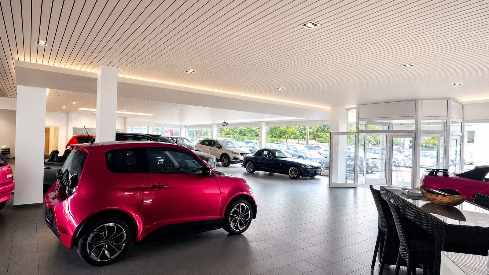 Ausstellungsfläche im Autohaus Ernst